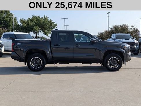 Used 2024 Toyota Tacoma TRD Sport w/ TRD Sport Upgrade Package AWD/4WD image 4