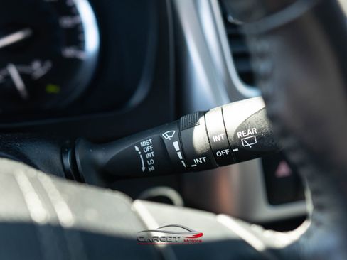 Used 2015 Toyota Highlander Limited image 24