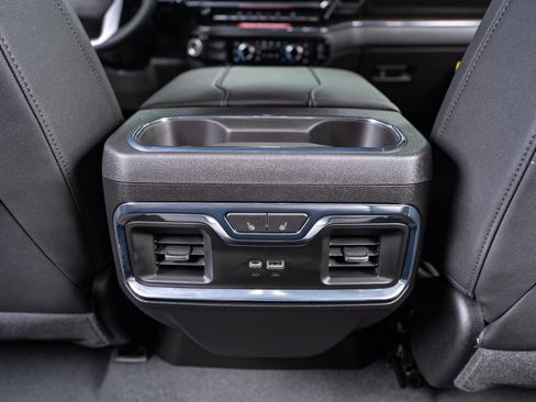 Used 2024 GMC Sierra 1500 SLT w/ SLT Convenience Package image 68