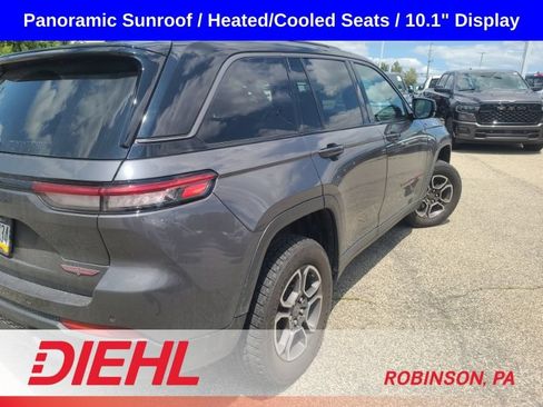 Used 2022 Jeep Grand Cherokee Trailhawk AWD/4WD image 5