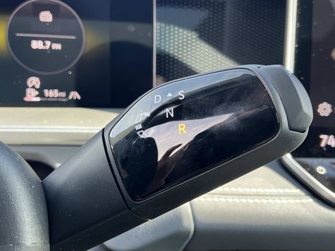 New 2026 Volkswagen Tiguan SE R-Line image 26