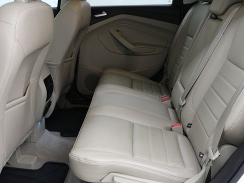 Used 2016 Ford Escape Titanium image 4