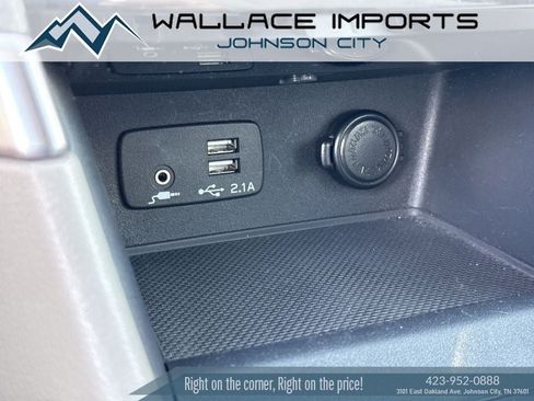 Certified 2023 Subaru Forester Premium AWD/4WD image 27