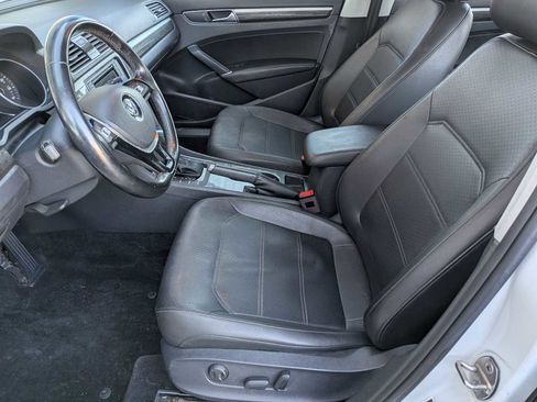 Used 2018 Volkswagen Passat 2.0T SE image 15