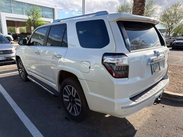 Used 2015 Toyota 4Runner Limited AWD/4WD image 4