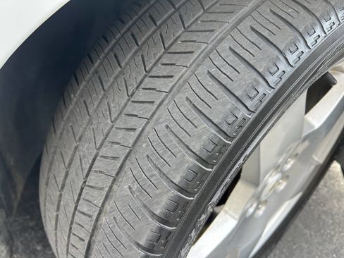 Used 2010 Chevrolet Malibu LT w/ HFV6 Engine Package image 19