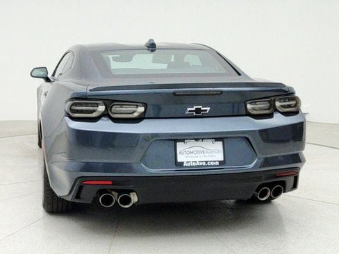 Used 2021 Chevrolet Camaro LT w/ RS Package image 6