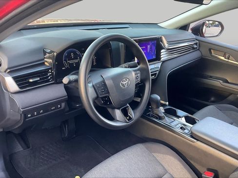 Used 2026 Toyota Camry LE w/ Convenience Package FWD image 17