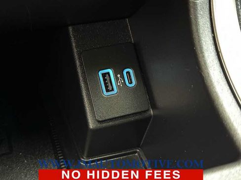 Used 2023 Ford Edge SEL w/ Convenience Package AWD/4WD image 36