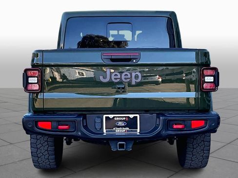 Used 2021 Jeep Gladiator Rubicon image 4