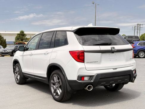 Used 2023 Honda Passport EX-L image 10