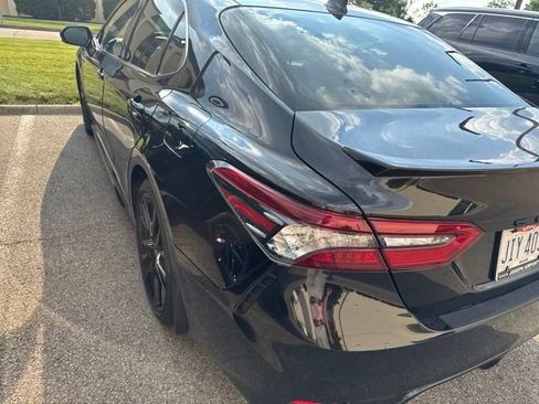 Used 2021 Toyota Camry XSE FWD image 6