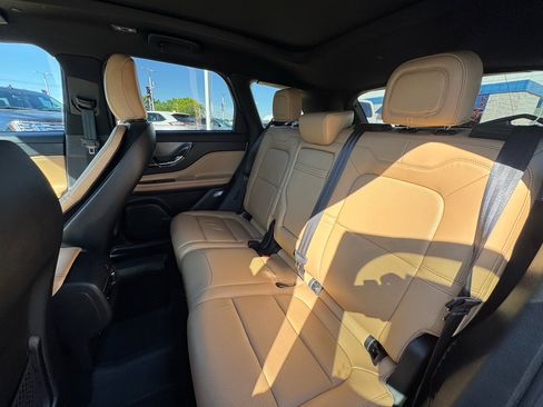 Used 2022 Lincoln Corsair Reserve w/ Equipment Group 201A AWD/4WD image 24