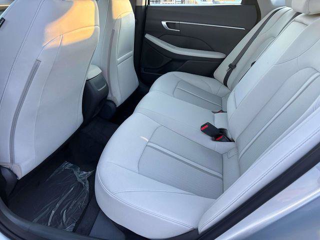 New 2026 Hyundai Sonata SEL FWD image 5