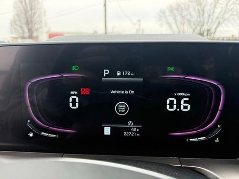 Used 2023 Kia Telluride S w/ S Sunroof Package image 13