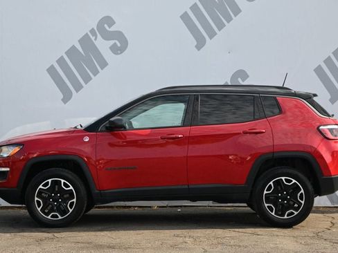 Used 2017 Jeep Compass Trailhawk w/ Leather Interior Group AWD/4WD image 8