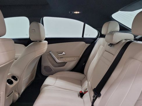Used 2019 Mercedes-Benz A 220 4MATIC image 18