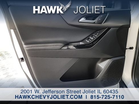 Used 2025 Chevrolet Equinox LT FWD image 17