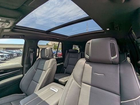 Certified 2024 Cadillac Escalade Sport w/ LPO, ONYX Package AWD/4WD image 20