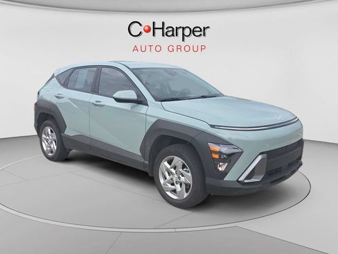 Used 2024 Hyundai Kona SE AWD/4WD image 1