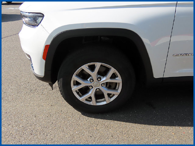 Used 2022 Jeep Grand Cherokee L Limited AWD/4WD image 5