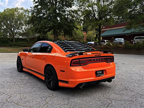Used 2014 Dodge Charger SRT8 w/ 392 Edition Group RWD image 7