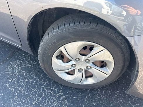 Used 2014 Honda Civic LX image 11