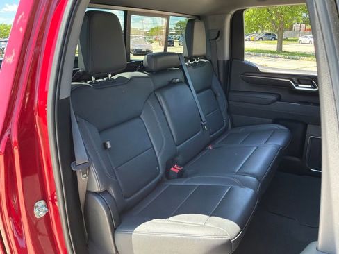 Used 2023 GMC Sierra 1500 SLT w/ SLT Premium Plus Package AWD/4WD image 25