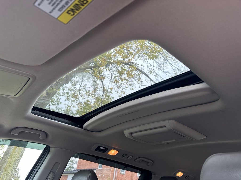 Used 2015 Honda Odyssey Touring image 6