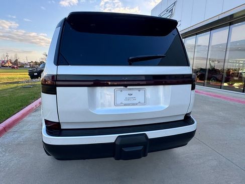 Used 2025 Lexus GX 550 w/ Accessory Package (Z1) image 4