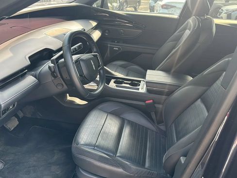 Used 2024 Lincoln Nautilus Reserve w/ Equipment Group 202A AWD/4WD image 5