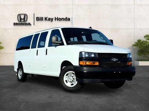 Used 2024 Chevrolet Express 3500 LS RWD image 5