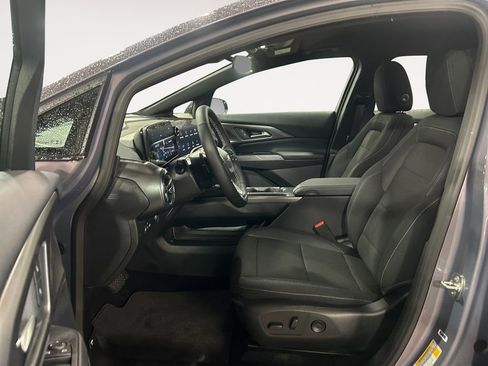 New 2026 Chevrolet Equinox EV LT image 15