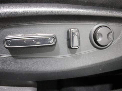 Used 2024 Honda CR-V EX image 4
