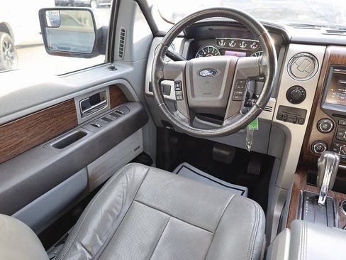 Used 2014 Ford F150 Lariat w/ Equipment Group 502A Luxury AWD/4WD image 19