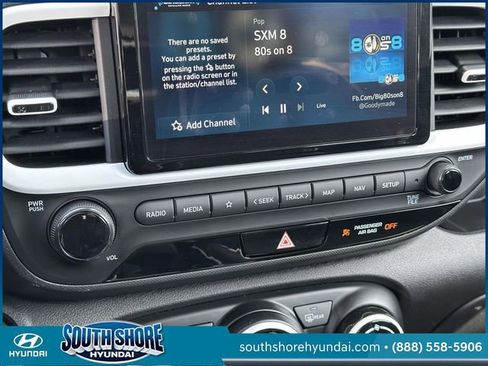 Certified 2023 Hyundai Venue Limited w/ Cargo Package image 29