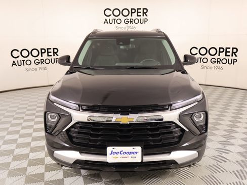 Used 2024 Chevrolet TrailBlazer LT w/ LT Cold Weather Package FWD image 9