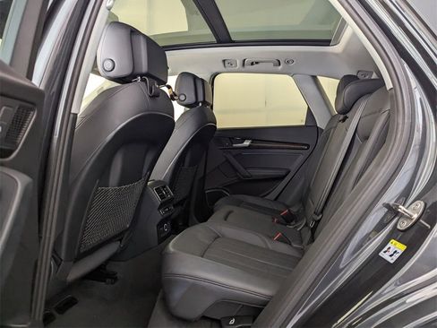 Used 2019 Audi Q5 2.0T Premium Plus w/ Premium Plus Package image 7