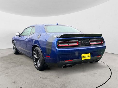 Used 2019 Dodge Challenger R/T Scat Pack w/ Shaker Package image 2