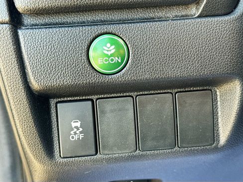 Used 2017 Honda Fit EX image 10
