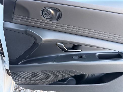 New 2026 Hyundai Elantra Sport FWD image 25