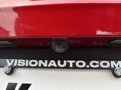 Used 2024 Hyundai Venue SEL FWD image 13