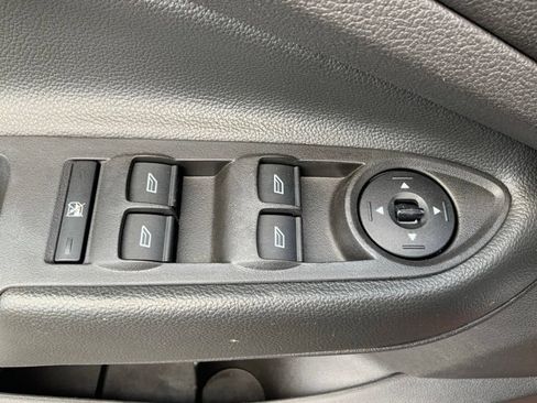 Used 2015 Ford Escape SE AWD/4WD image 14