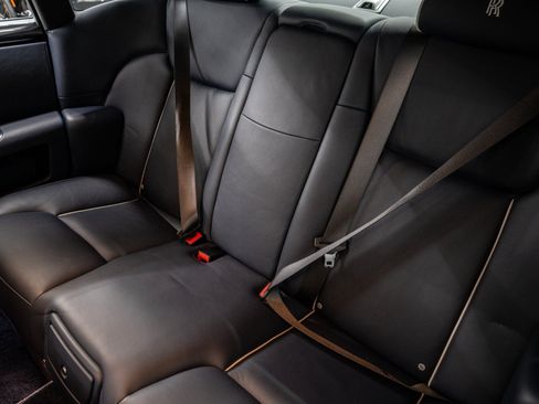 Used 2020 Rolls-Royce Ghost RWD image 35