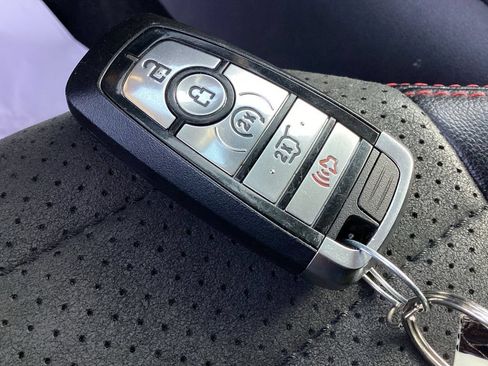 Used 2021 Ford Escape SEL w/ SEL Stealth AWD Package image 29