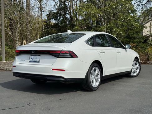 New 2026 Honda Accord LX image 18