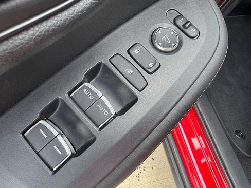 Certified 2026 Honda HR-V Sport image 11