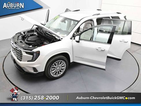 Used 2024 GMC Acadia Denali image 34