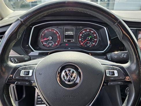 Used 2019 Volkswagen Jetta SE image 23
