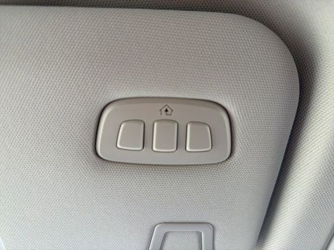 New 2026 Lincoln Nautilus Premier image 31